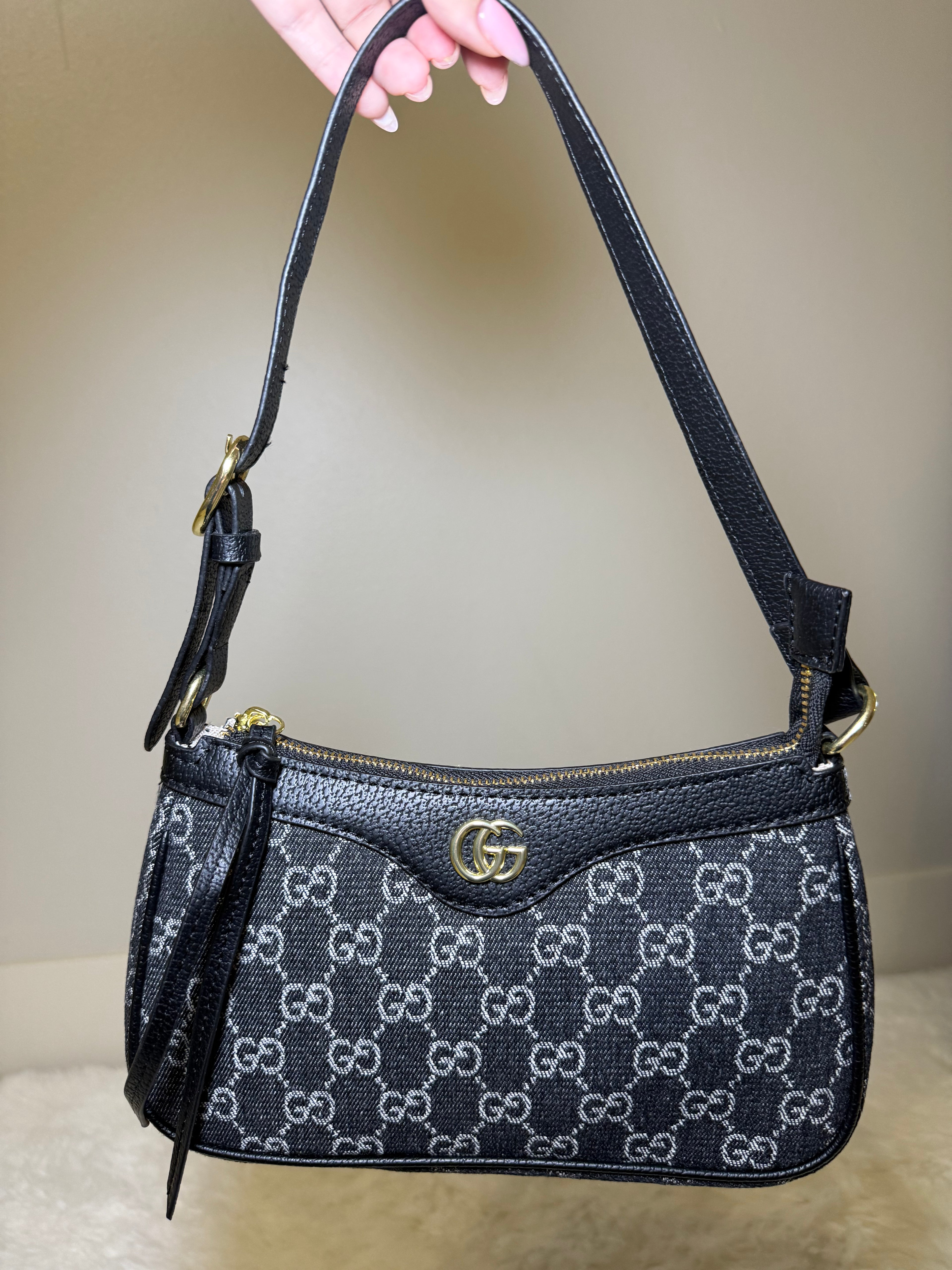 Black GG shoulder bag